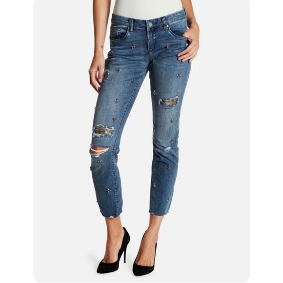 Blank NYC Denim - Blank NYC Girlfriend Cropped Embellished Jeans